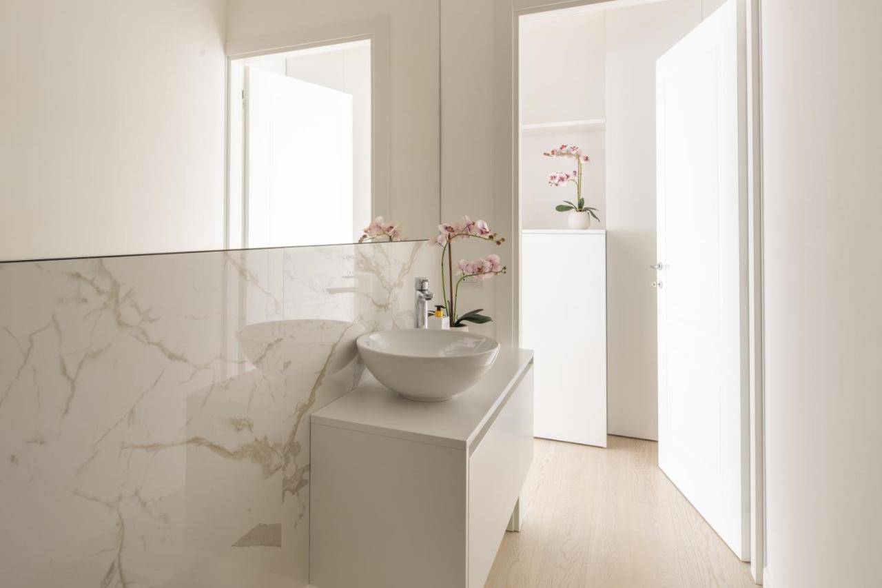 Brera Charming Apartments R&R Милано Екстериор снимка