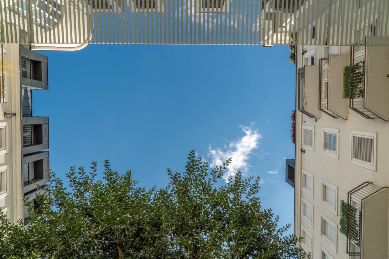 Brera Charming Apartments R&R Милано Екстериор снимка