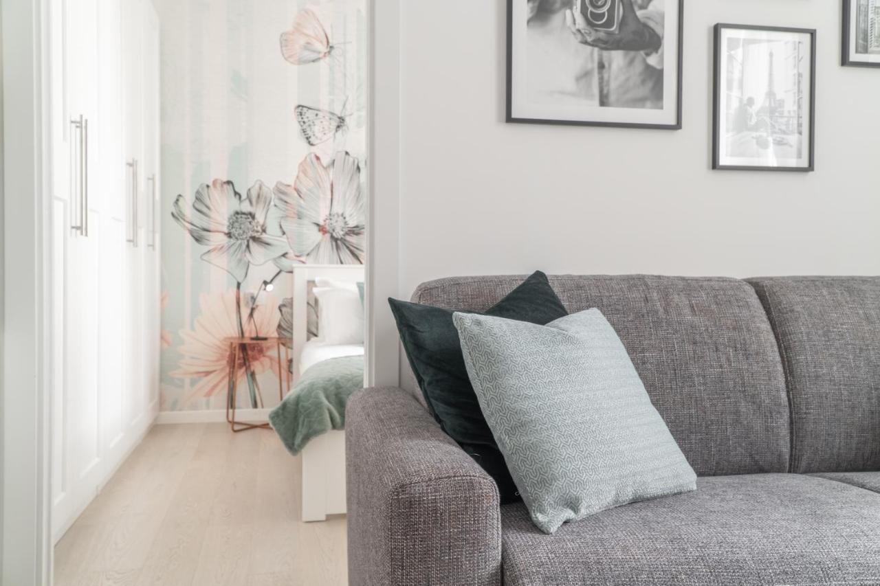 Brera Charming Apartments R&R Милано Екстериор снимка